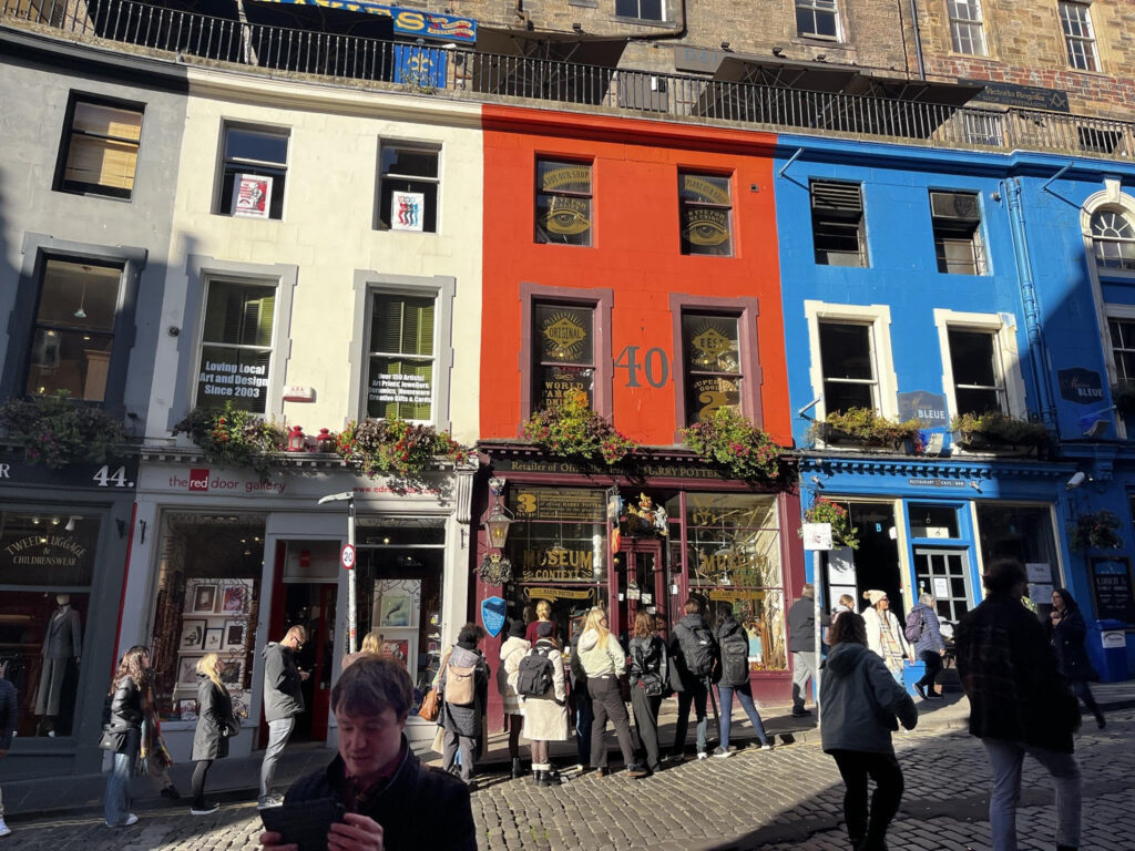 Victoria Street. Otherwise known as Diagon Alley. Thought to be inspiration for a place with the same name in J.K. Rowling's Harry Potter .