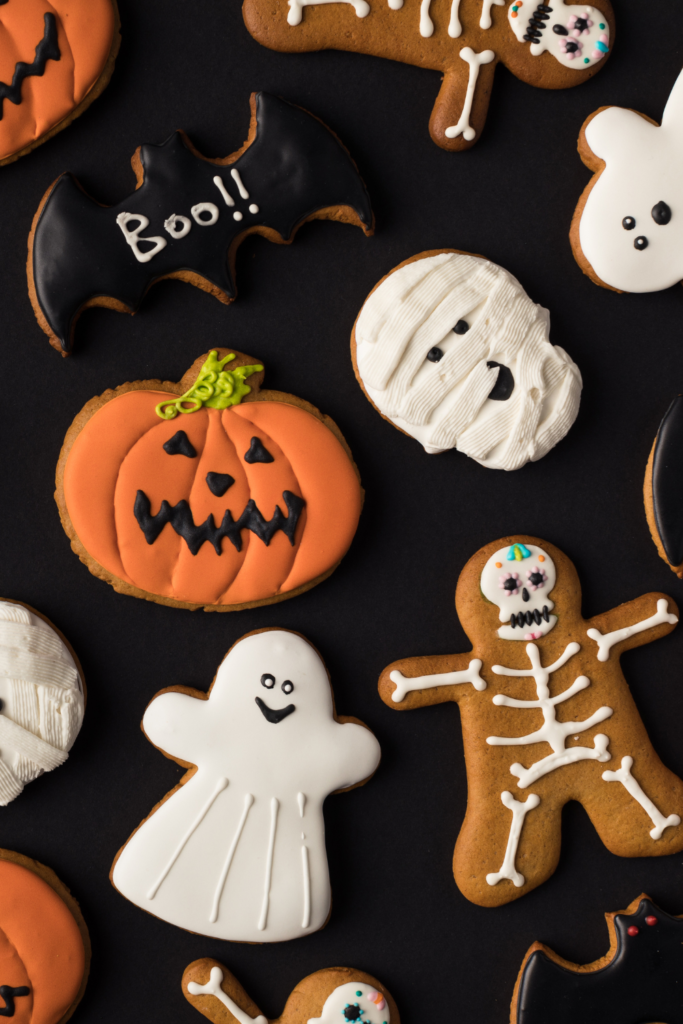 40 fun date night ideas for halloween - halloween baked treats