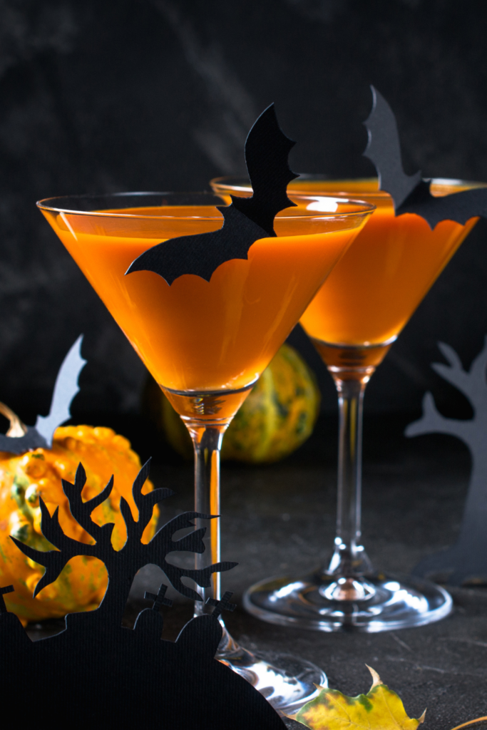 40 fun date night ideas for halloween - Halloween cocktails